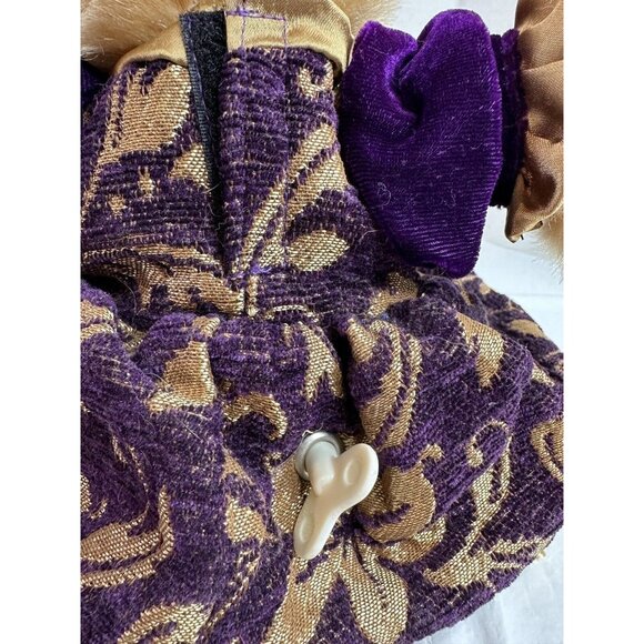 Dan Dee Musical Teddy Bear Collectors Choice Moving Head Plush 10.5" Victorian - Picture 9 of 9